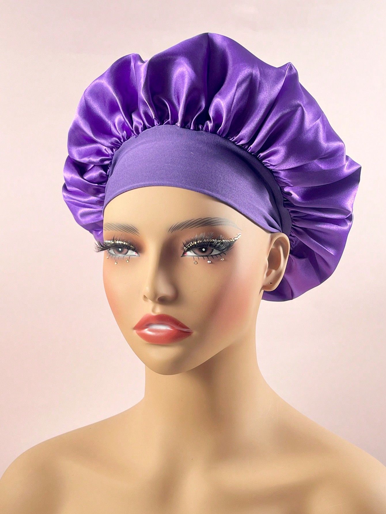 Women’s Wide-Brim Satin Sleeping Cap ✨

Elevate your nighttime routine with this high-elasticity satin sleeping cap designed for both beauty and comfort. Featuring a wide brim and smooth satin finish.