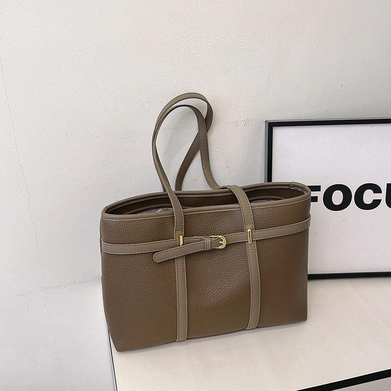 TZ  fashionable  bags. Available in black, brown, cream and beige. Classy simple and elegant with multiple compartments