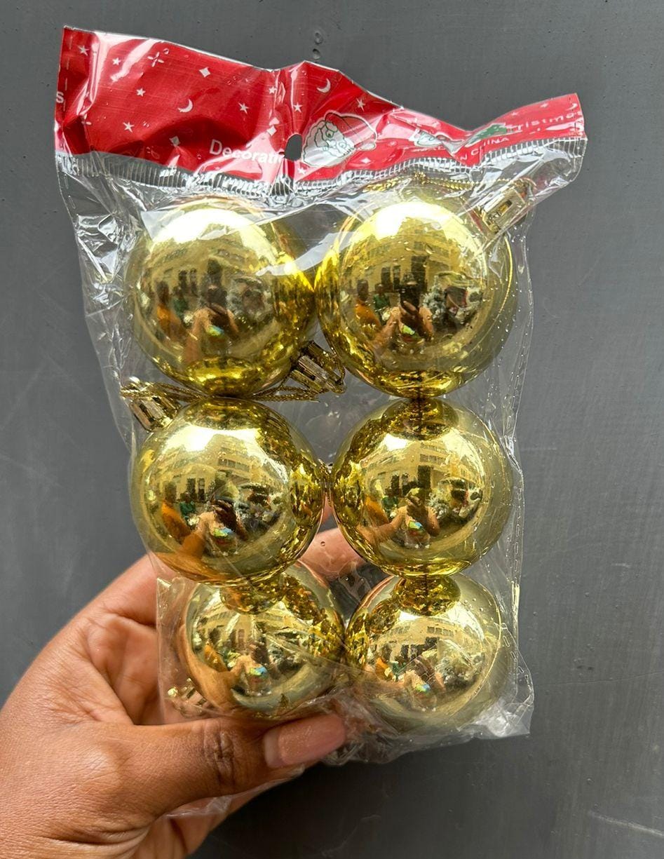 6pcs round shinny Christmas tree decorating balls
