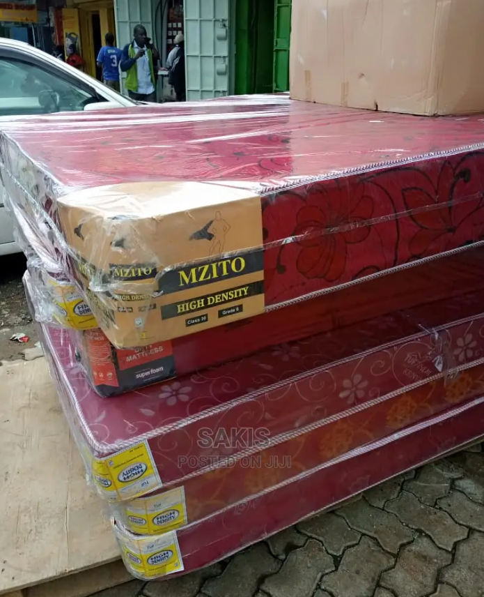 OFFER ON Mzito Bobmil 8-Inch Heavy Duty Foam Mattress! ✅ High-density foam 💤 Breathable fabric 💪 Durable 🔄 Hypoallergenic 🌍 Eco-friendly 🌟 Experience superior comfort with the