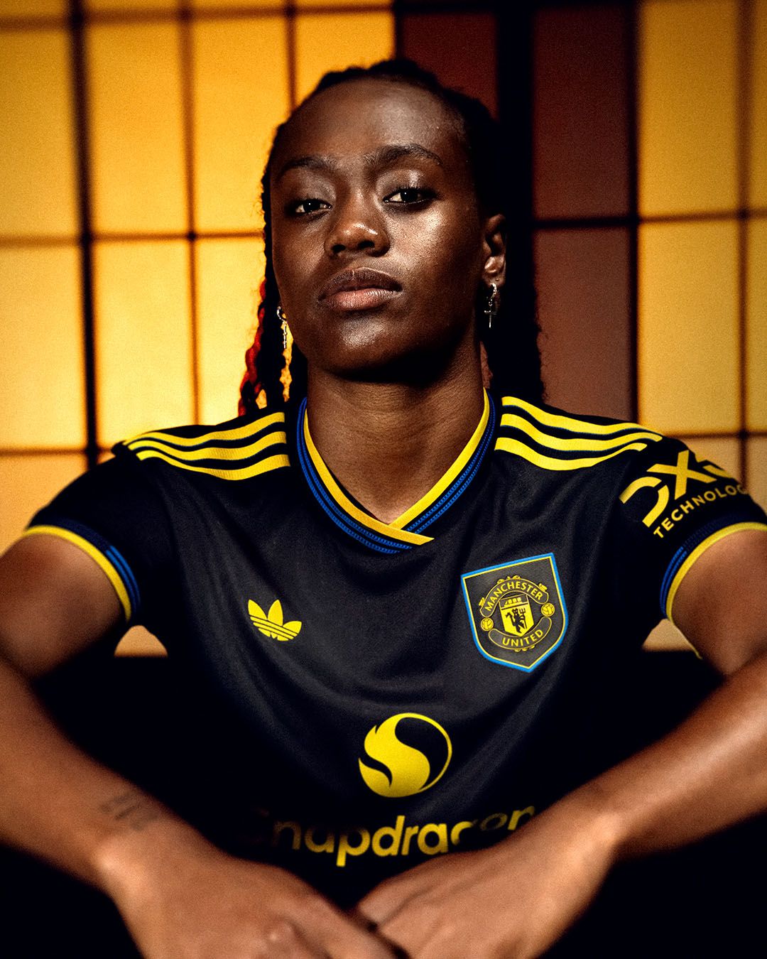 Man Utd 2025/2026 Black Away Kit – Stylish Modern Design, High-Performance Soccer Jersey for Supporters