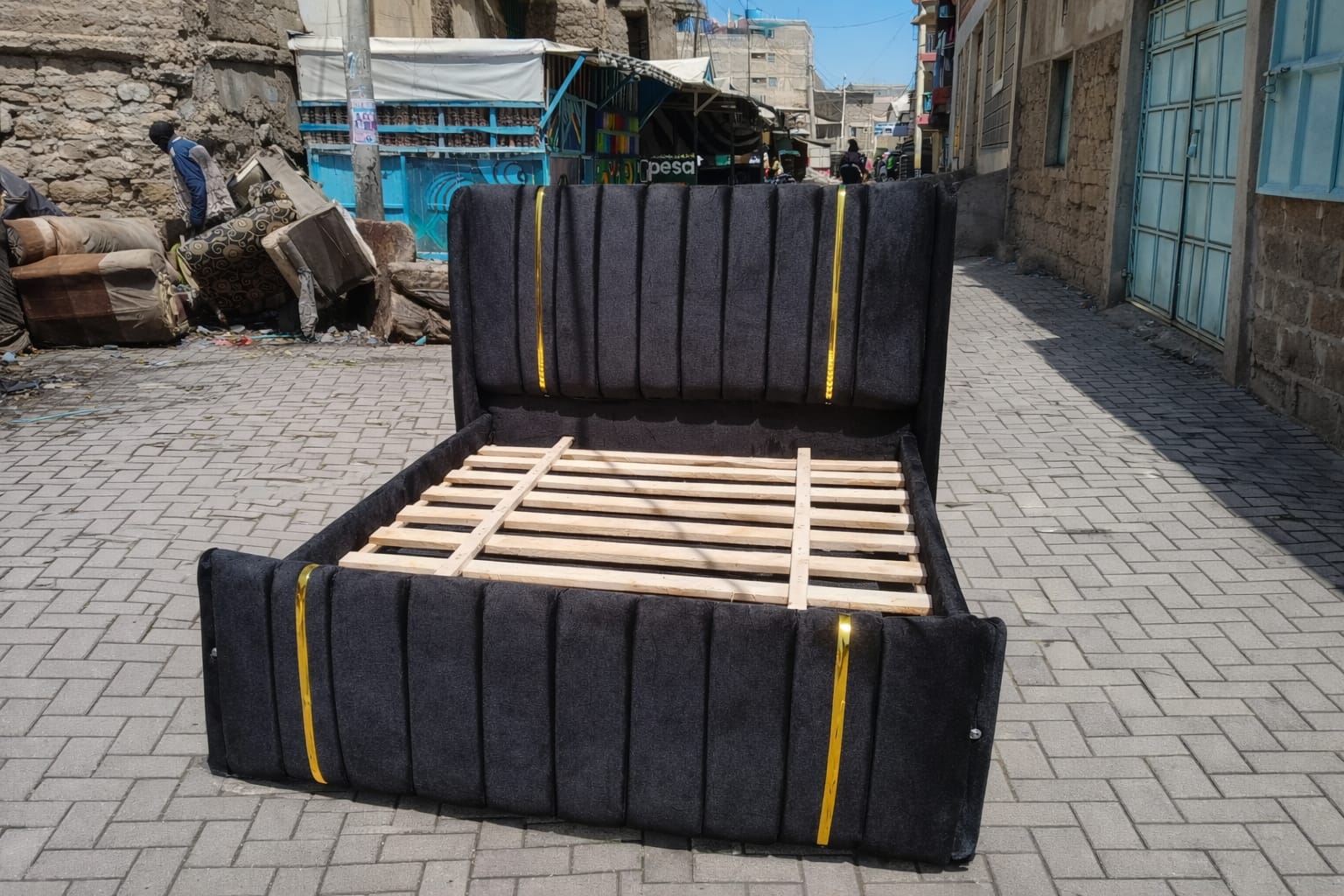 (OFFER!!!) LUXURY VELVET UPHOLSTERED BED FRAME WITH GOLD ACCENTS (without mattress), BLACK, 5*6 ft