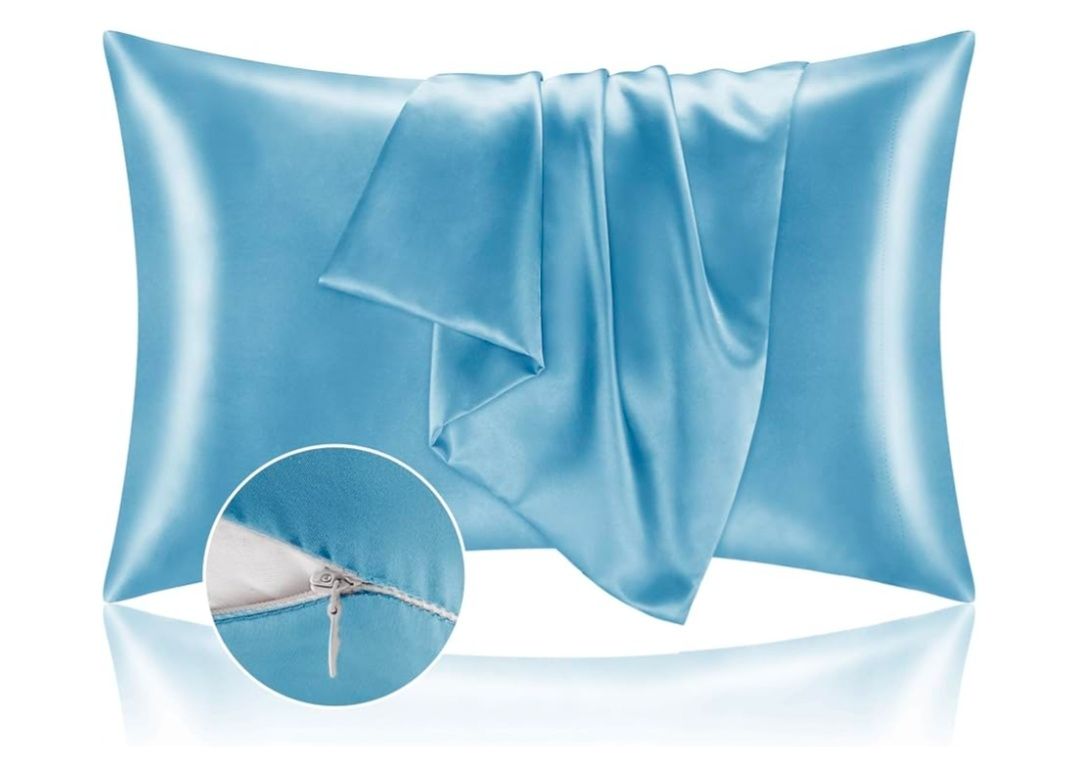 Satin Pillowcase with Zipper 2 Pack, White Pillow Cases Standard Size, Super Soft and Cooling Similar to Silk Pillow Cases, Gift for Women Men(20x26 Inches)