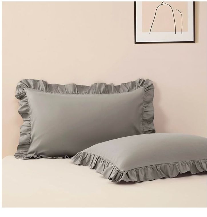 Ruffled Pillow Cases Set of 2,Standard Pillow Shams Brushed Microfiber Edge Ruffled Soft Pillow Cover with Envelope Closure for Bedding Decor (20"x26")