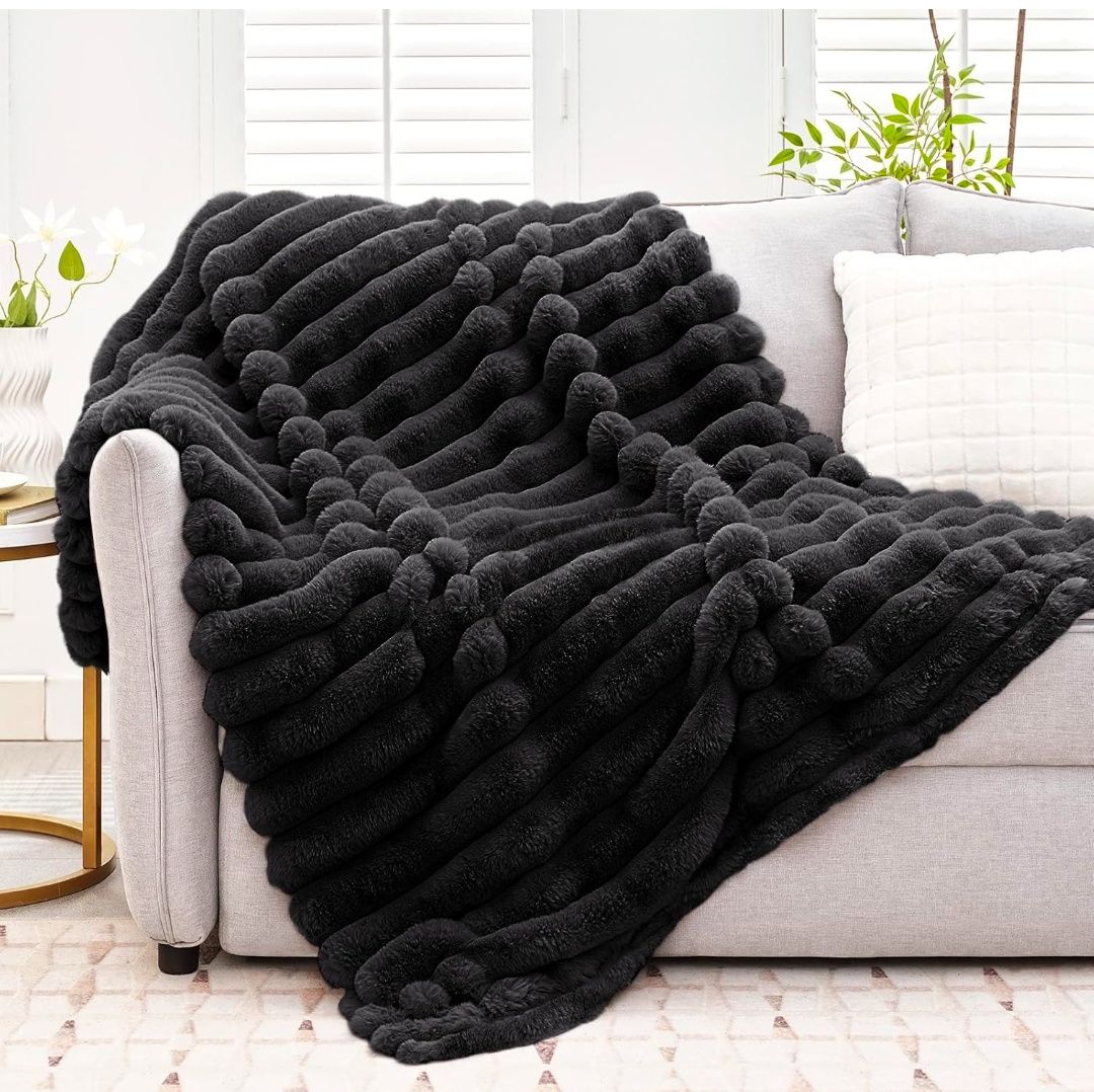 Faux Fur Throw Blanket for Couch, 850GSM Cozy Soft Plush Thick Striped Luxury Blanket for Sofa Living Room Bedroom,50 * 60 Inches