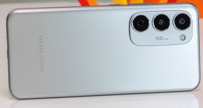 [Black Friday Offer] Tecno Spark 40 pro+ 256GB+8GB 6.78"  Amoled with  144Hz Display 50MP Camera 5200mAh Battery 45W Fast Charging Android 15  HIOS 15) IP54 Rated  AI Smartphone