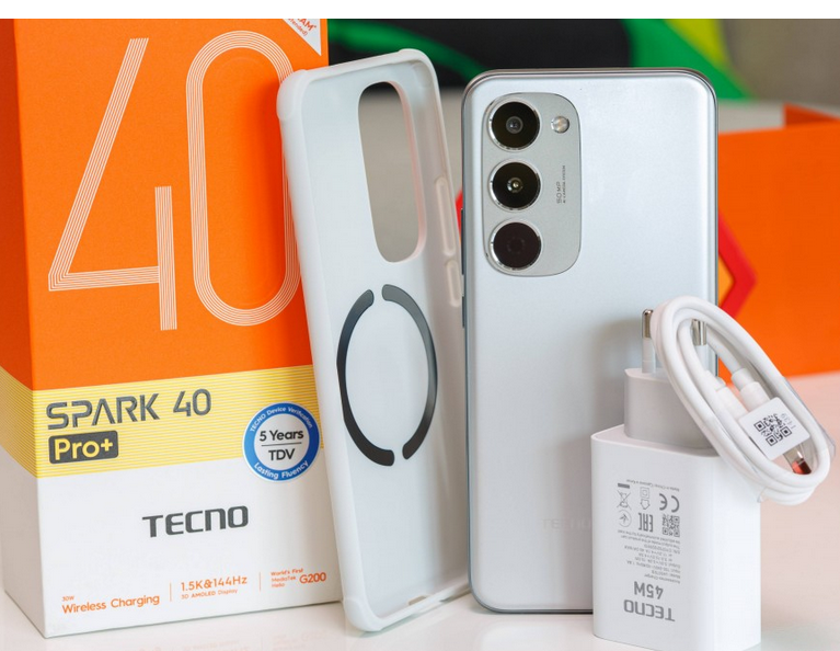 [Black Friday Offer] Tecno Spark 40 pro+ 256GB+8GB 6.78"  Amoled with  144Hz Display 50MP Camera 5200mAh Battery 45W Fast Charging Android 15  HIOS 15) IP54 Rated  AI Smartphone