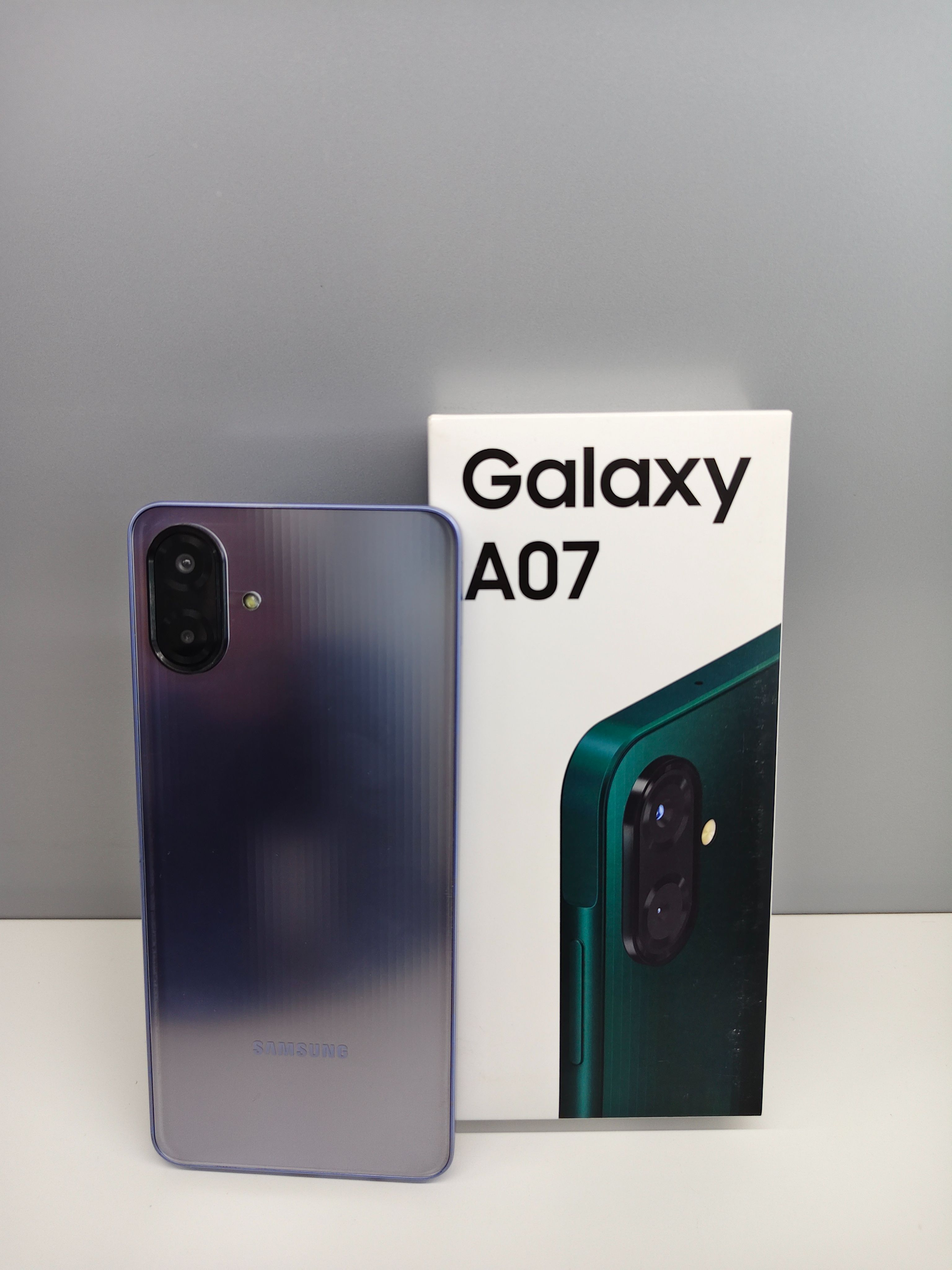 Samsung Galaxy A07 128GB+4GB 6.7" Dual SIM PLS LCD 90Hz Display 50MP Rear & 8MP Selfie Camera Fingerprint Unlock 5000mAh Battery 25W Charging IP54 Rated Android Smartphone