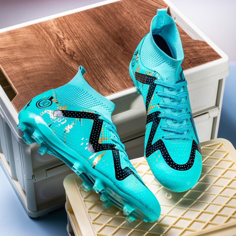 Lightweight speed-type football shoes, high-elastic shock-absorbing midsole, specially designed for precise ball control and shooting