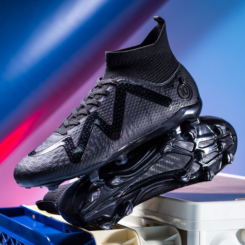 Lightweight speed-type football shoes, high-elastic shock-absorbing midsole, specially designed for precise ball control and shooting