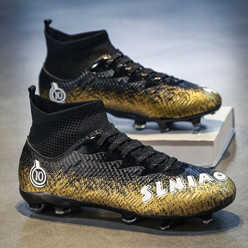 Cost-effective adult football boots with kangaroo leather feel, high elasticity and shock absorption, anti-torsion carbon plate, anti-slip in rainy days,