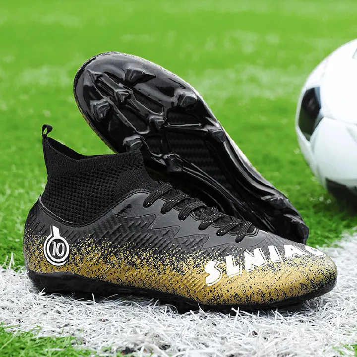 Cost-effective adult football boots with kangaroo leather feel, high elasticity and shock absorption, anti-torsion carbon plate, anti-slip in rainy days,