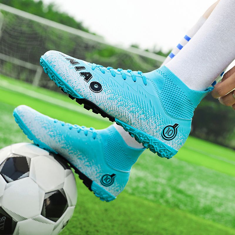 Cost-effective adult football boots with kangaroo leather feel, high elasticity and shock absorption, anti-torsion carbon plate, anti-slip in rainy days, direct supply from manufacturers
