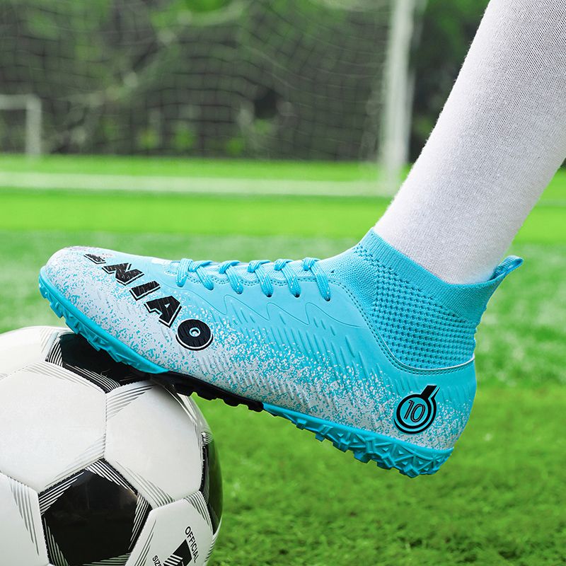 Cost-effective adult football boots with kangaroo leather feel, high elasticity and shock absorption, anti-torsion carbon plate, anti-slip in rainy days, direct supply from manufacturers