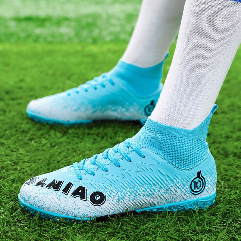 Cost-effective adult football boots with kangaroo leather feel, high elasticity and shock absorption, anti-torsion carbon plate, anti-slip in rainy days, direct supply from manufacturers