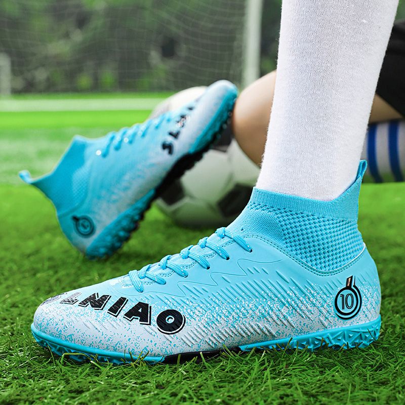 Cost-effective adult football boots with kangaroo leather feel, high elasticity and shock absorption, anti-torsion carbon plate, anti-slip in rainy days, direct supply from manufacturers