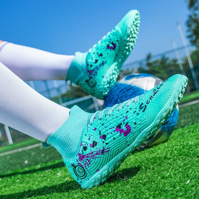 Cost-effective adult football shoes, wear-resistant and durable, suitable for both training and competitions, affordable and good productsMen's shoes, labor protection shoes, training shoes,