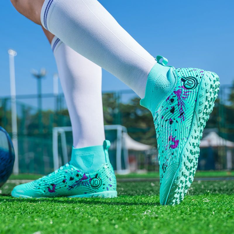 Cost-effective adult football shoes, wear-resistant and durable, suitable for both training and competitions, affordable and good productsMen's shoes, labor protection shoes, training shoes,