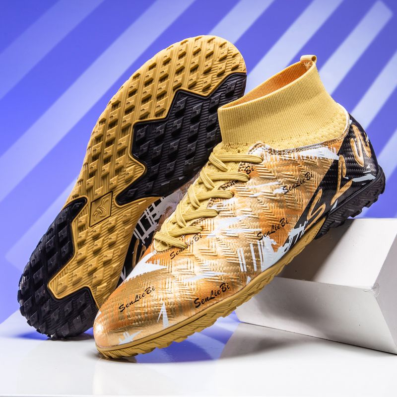 Advanced players' professional football boots, precise ball control, help improve skills, specially for matches