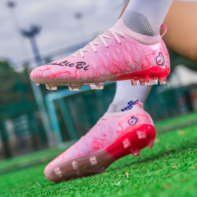 Football shoes with high-elastic anti-slip rubber outsole, resistant to deformation during high-intensity confrontations, providing stable support and preventing ankle sprains