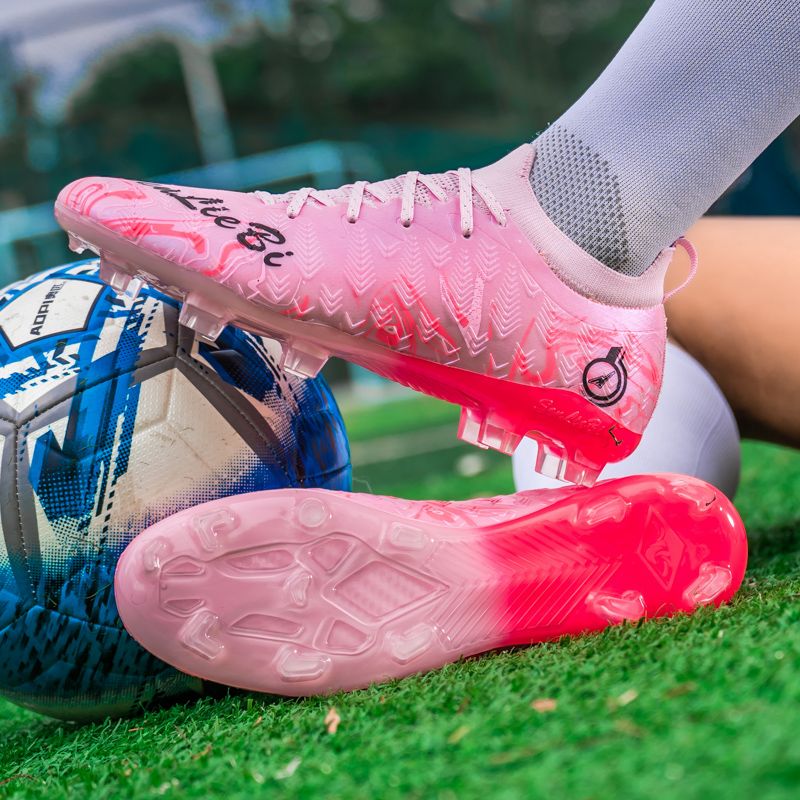 Football shoes with high-elastic anti-slip rubber outsole, resistant to deformation during high-intensity confrontations, providing stable support and preventing ankle sprains