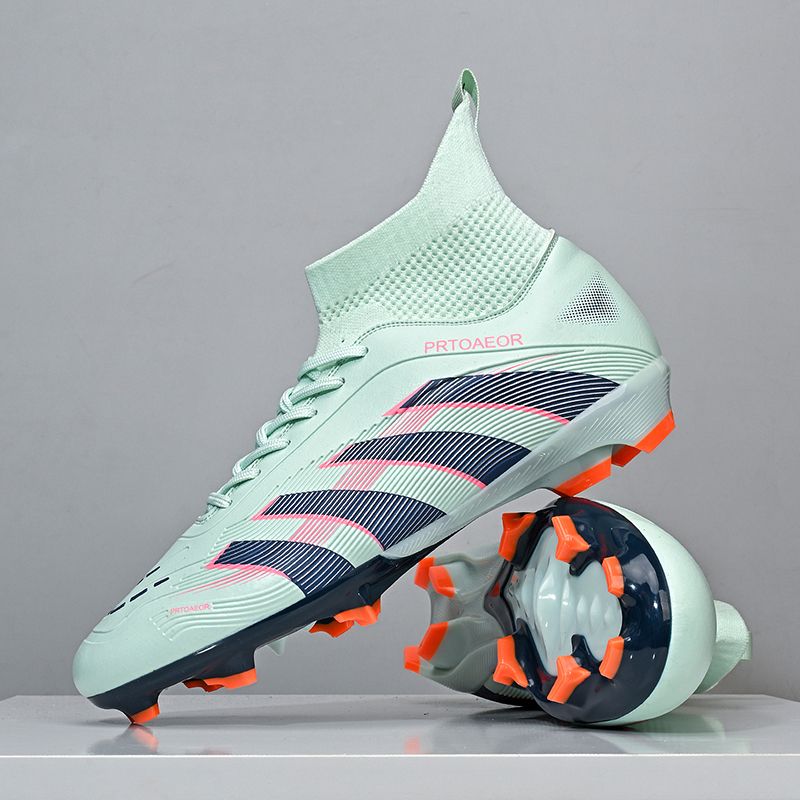 Indoor and outdoor universal, adult TF broken nail football shoes, non-slip grip cushioning, men's and women's daily training sports shoesMen's shoes, work safety shoes, training shoes, rubber shoes,