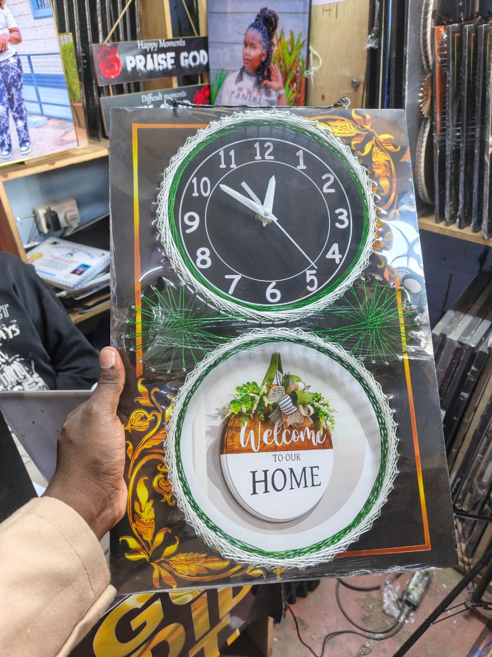 [ GRAB IT AT LOW PRICE+ ADDED OFFERS 🤩🤩✨ !!! ] 2 in 1 Brand New High Quality Stylish and Luxurious Wall clocks