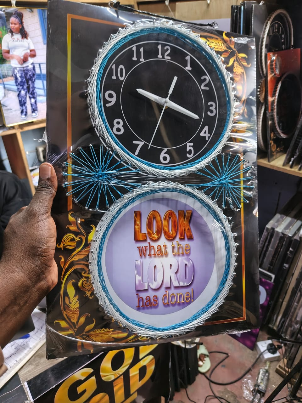 [ GRAB IT AT LOW PRICE+ ADDED OFFERS 🤩🤩✨ !!! ] 2 in 1 Brand New High Quality Stylish and Luxurious Wall clocks