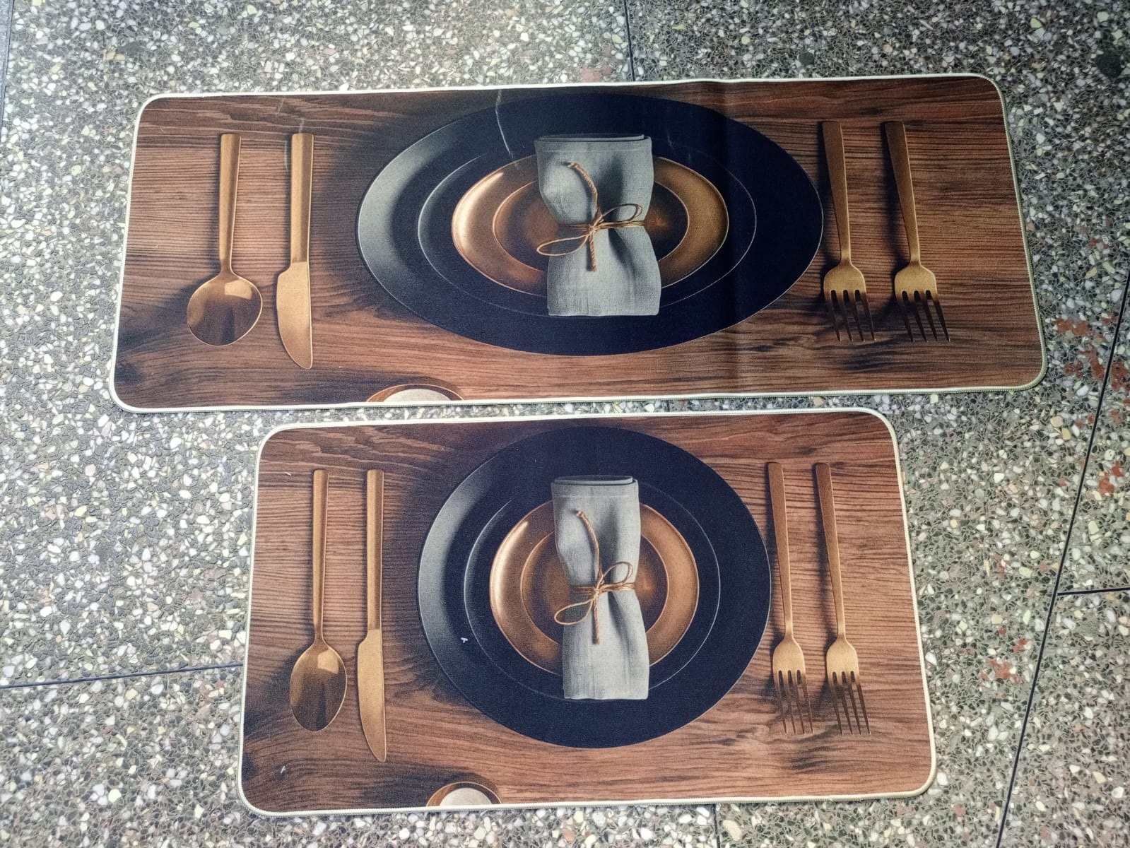 2 pc kitchen mat big size 120*45 cm and small size of 75*45 cm ..Super non_ slip with rubber bottom