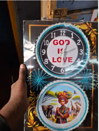 [ GRAB IT AT LOW PRICE+ ADDED OFFERS 🤩🤩✨ !!! ] 2 in 1 A3 Brand new Stylish and Luxurious Wall Clock