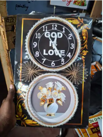[ GRAB IT AT LOW PRICE+ ADDED OFFERS 🤩🤩✨ !!! ] 2 in 1 A3 Brand new Stylish and Luxurious Wall Clock