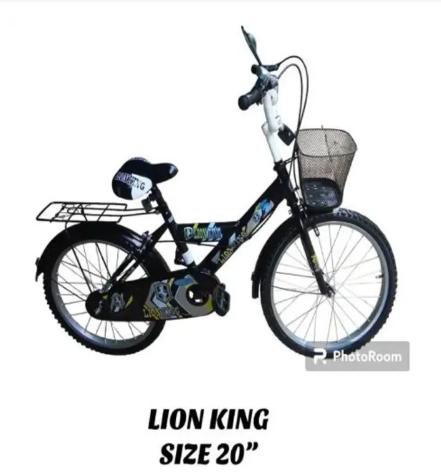 Kids Bicycle Size 20(7-13 Years Of Age) This kids bicycle is the perfect way for your child to get around town or explore the outdoors
