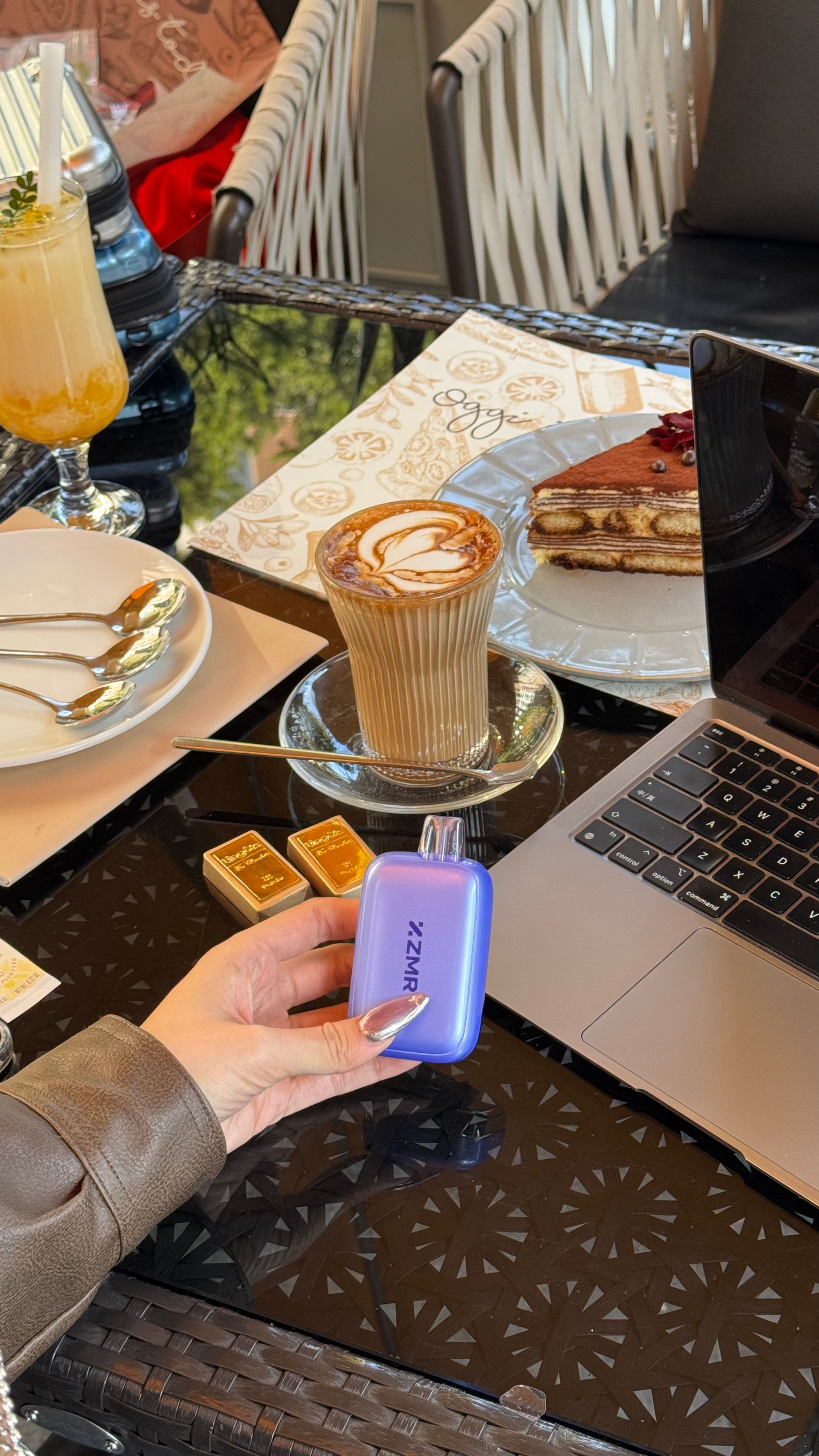 Blueberry Raspberry ZMR Touch Motor 30k puffs Prefilled Pods Fashion vape Nairobi Warehouse vape Shipping Great Price Vape Best Flavor Vape Pods