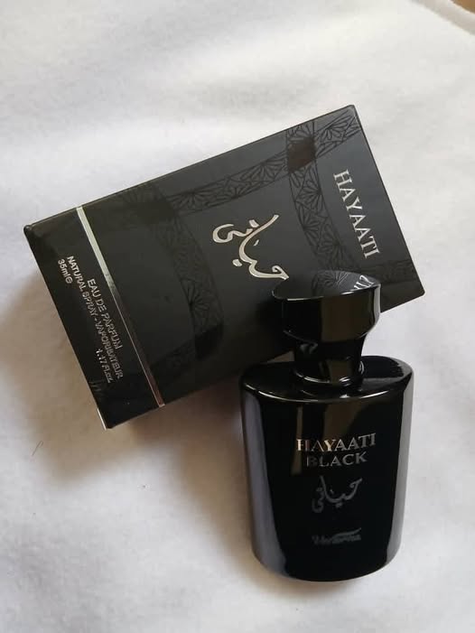 Hayaati Black by Lattafa – Men's Woody Aromatic Perfume | Long-Lasting Fragrance