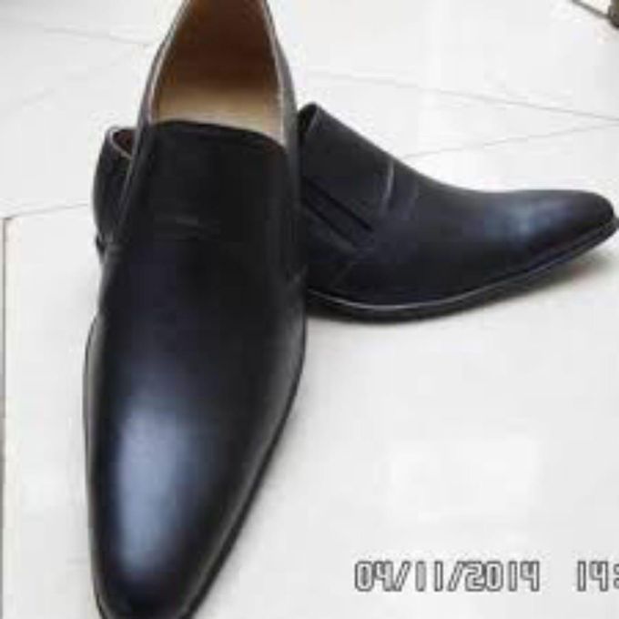 Men’s Real Leather Formal Shoes – Elegant Business & Official Wear | Premium Black Plain Dress Shoes with Comfort Insole, Durable Construction & Polished Professional Finish