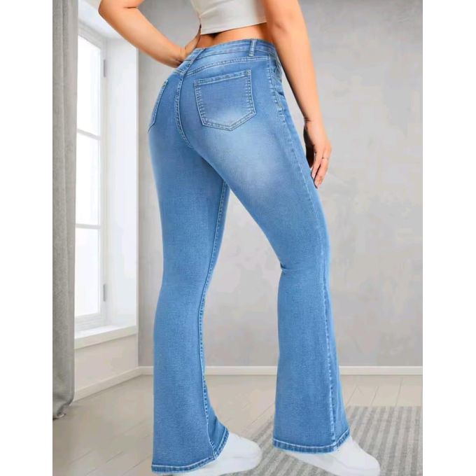 Ladies Hipster Flare Denim Jeans – Stylish High-Fashion Flared Jeans for Women | Trendy Slim Fit with Vintage Touch