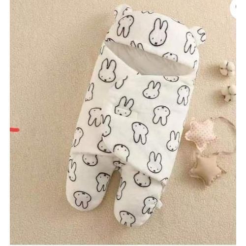 WARM SOFT BABY SWADDLE SHAWL BLANKET / HOODED SLEEPING BLANKET / BABY SWADDLE WRAP PROTECT YOUR BABY AGAINST COLD WEATHER AND DISEASES