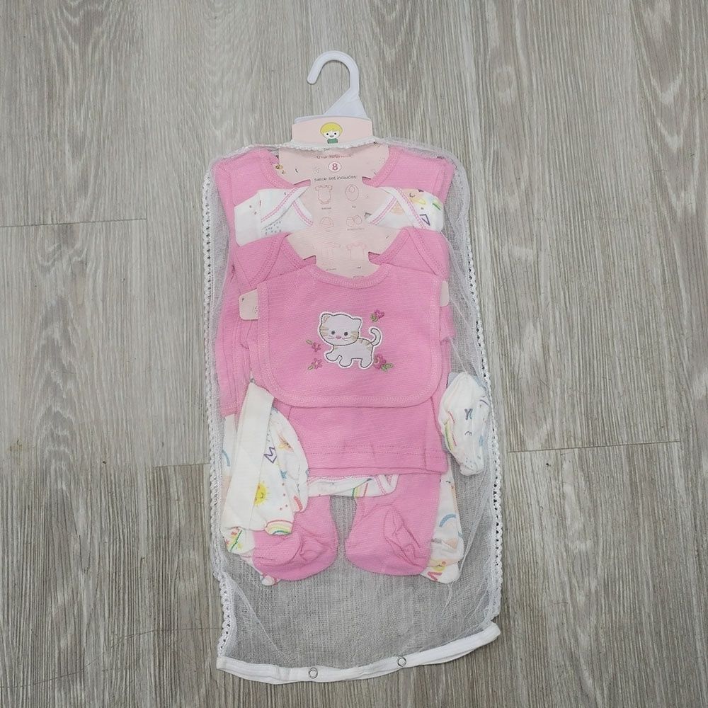 8 Pieces NewBorn Infant Baby Girl Boys Clothes Romper Set Baby Outfits Cute Baby Girl /Boy/unisex Clothing Sets With Hanger 8 PC's receiving set cotton made from a soft and gentle 100% cotton