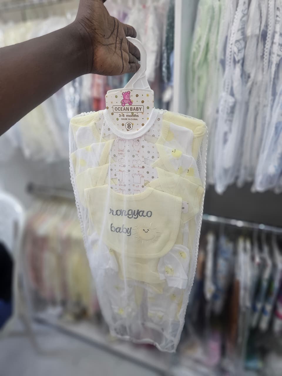 8 Pieces NewBorn Infant Baby Girl Boys Clothes Romper Set Baby Outfits Cute Baby Girl /Boy/unisex Clothing Sets With Hanger 8 PC's receiving set cotton made from a soft and gentle 100% cotton