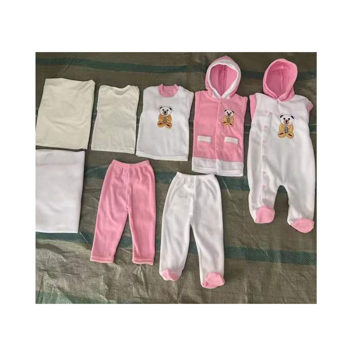 Warm and soft 8 pc fleece newborn receiving set
0-12 M Comfortable Baby Clothes Sets 8 Pcs Polar Fleece Baby Clothing Pants Romper Suits New Born Baby Clothes Sets