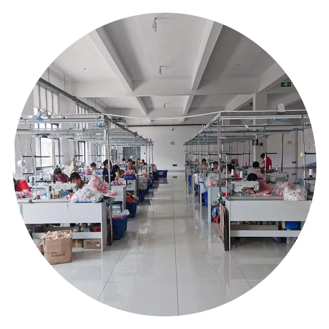 Soft Plush Wearable Raschel Baby Blanket – Warm, Fuzzy, Ultra-Comfortable 2-Ply Infant Bedding | 80×110cm (Pink/Blue/Yellow)