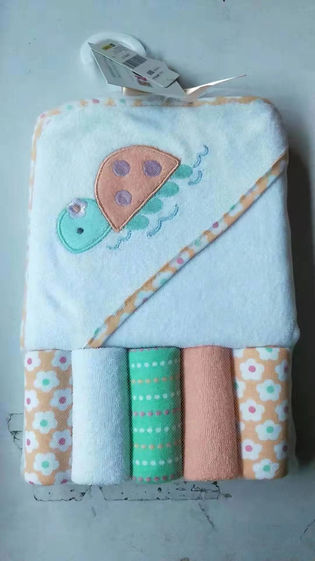 6PCS Baby Hooded Bath Towel Set – Ultra Soft Microfiber Terry | 3 Hooded Towels + 3 Washcloths | Quick-Dry • Gentle • Cute Animal Prints
