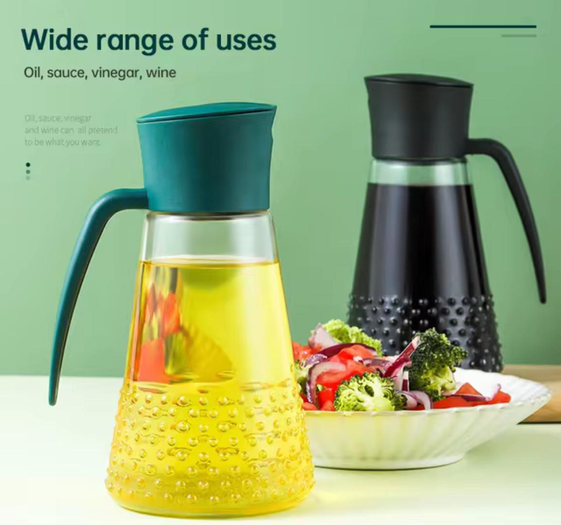 630mlOil Jar Auto flip oil jar  oil dispenser kitchen oil bottle glass oil jar Olive oil dispenser cooking wine container soy souce bottle vinegar bottle leaking proof oil dispenser oil storage jar s