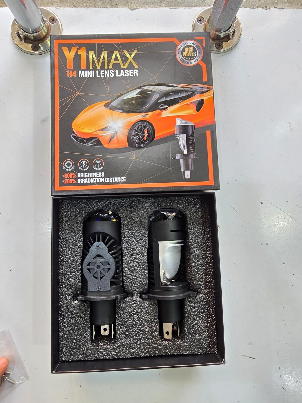 Y1 MAX H4 Mini Projector LED 1080P Portable Home Theater Cinema Projector with HDMI USB AV Support for Movies, Gaming, Presentations, and Outdoor Entertainment