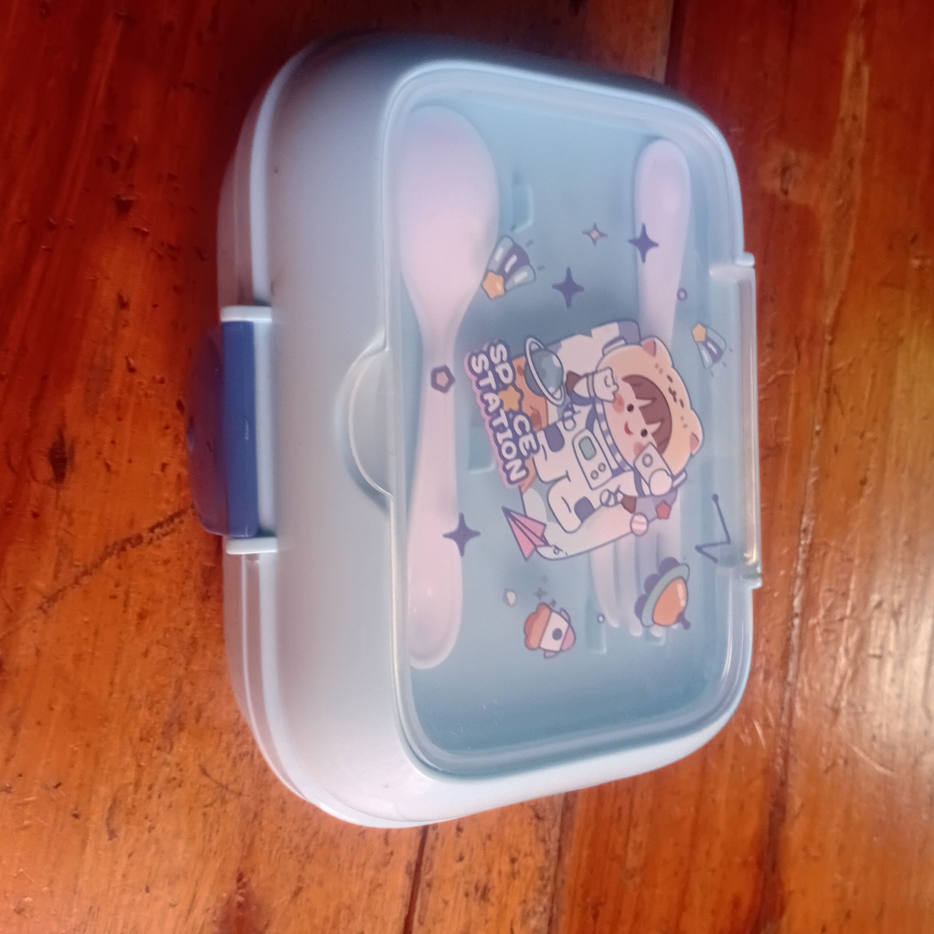 🍽️🎒 KIDS ELEGANT BACK-TO-SCHOOL PLASTIC DISH 🎒🍽️
Make mealtime fun and stylish for your little ones! This Kids Elegant Back-to-School Plastic Dish is designed to be cute, practical, and safe, p