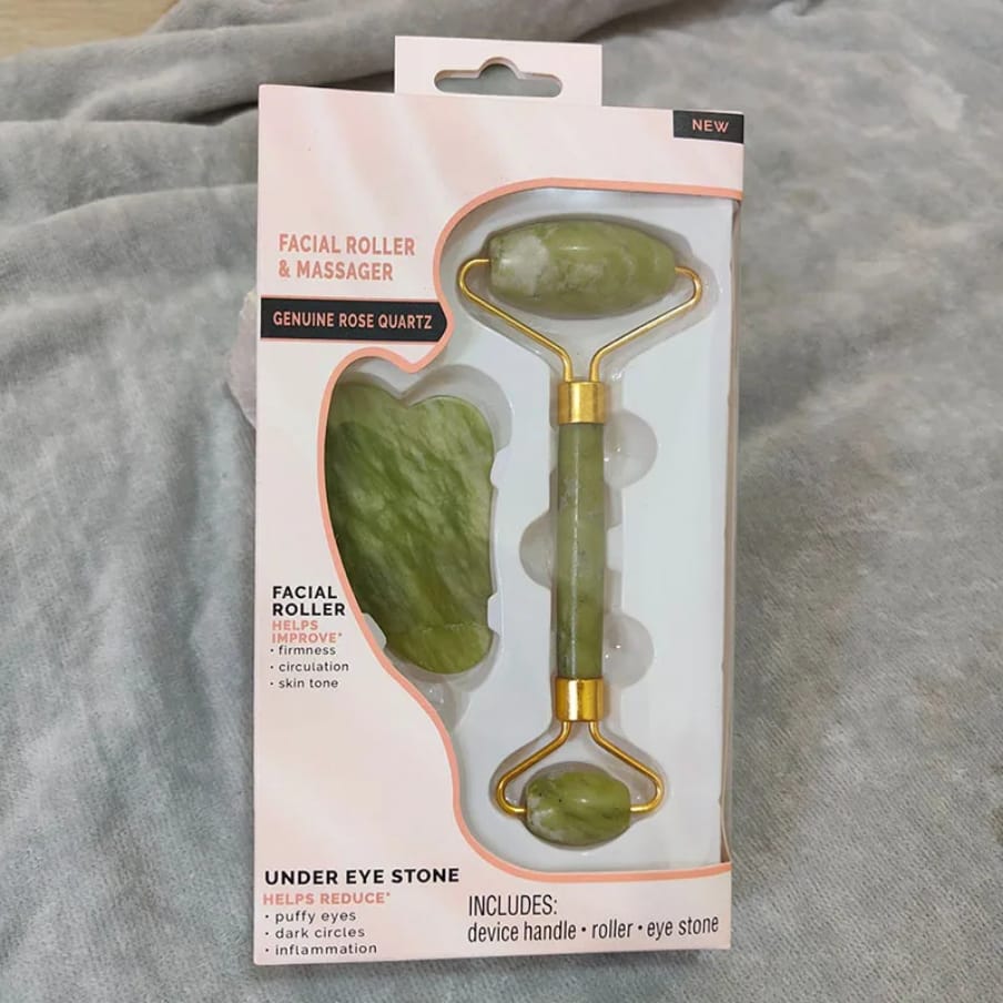 Stone and Jade Roller Natural Face Facial Massage Roller for Women Face Shaper Jade Face Roller for Natural Glowing Skin & Improves Skin care Facial Massage Reduces Eye Puffiness