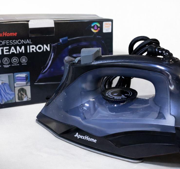 Steam Master Full Size Professional Iron with Retractable Cord and Clear View Steaming iron