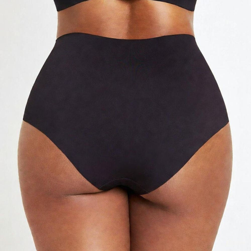 4 PCS Women’s Seamless Ice Silk Panties – Mid Waist, Soft & Stretchy, 100% Cotton Crotch, Breathable & Comfortable Underwear (Mixed Colors)