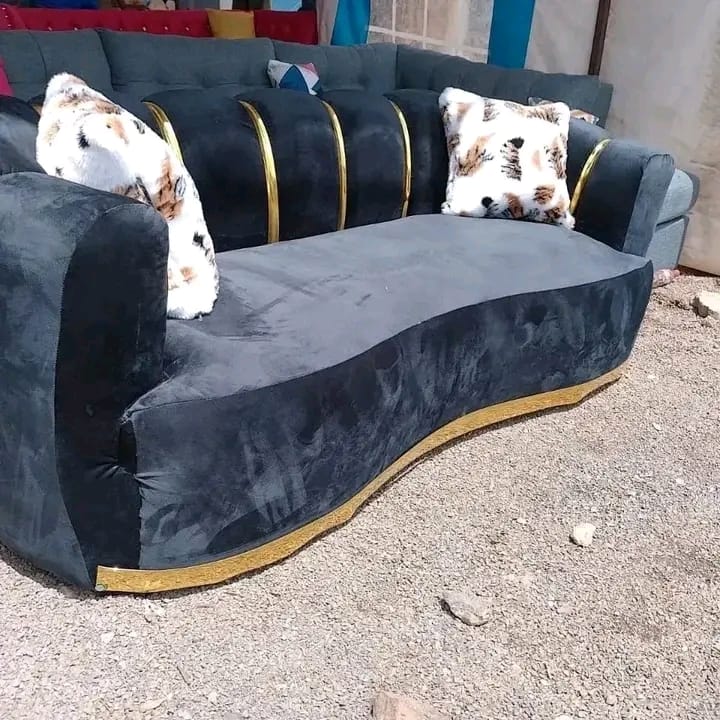 Modern 3 Seater Sofa, Luxurious Best Quality Couch