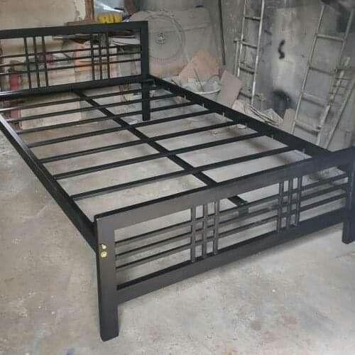 Modern Metallic Bed